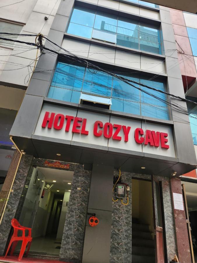 Hotel Cozy Cave Near Igi Airport Delhi Nova Deli Exterior foto