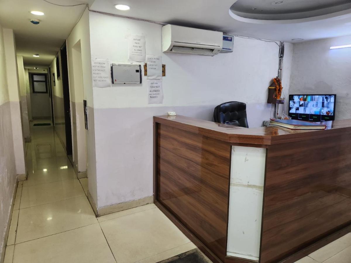 Hotel Cozy Cave Near Igi Airport Delhi Nova Deli Exterior foto